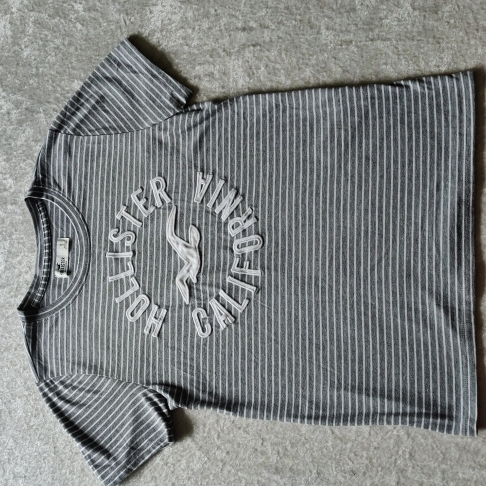 Hollister Short sleeve T-shirt, Women's Size Small